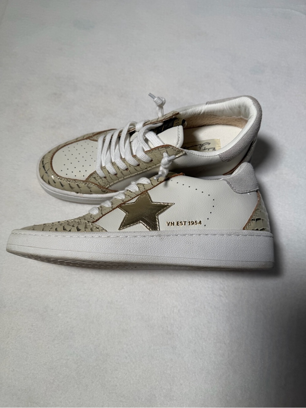 Vintage White & Cream Women’s Sneakers with Suede Heel